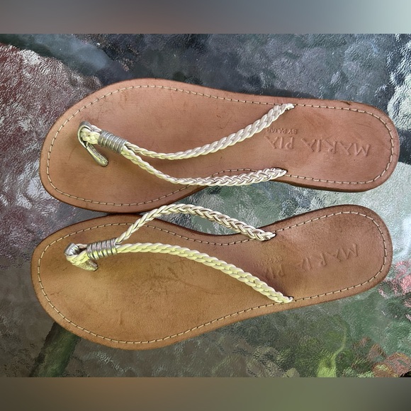 PAJAR | leather flip flop sandals braided detail | size 7 - Picture 2 of 8